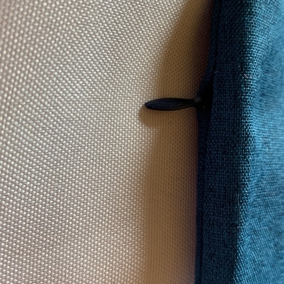 NWOT. Set of Two Decorative Pillowcases in Navy Blue! - Picture 3 of 3